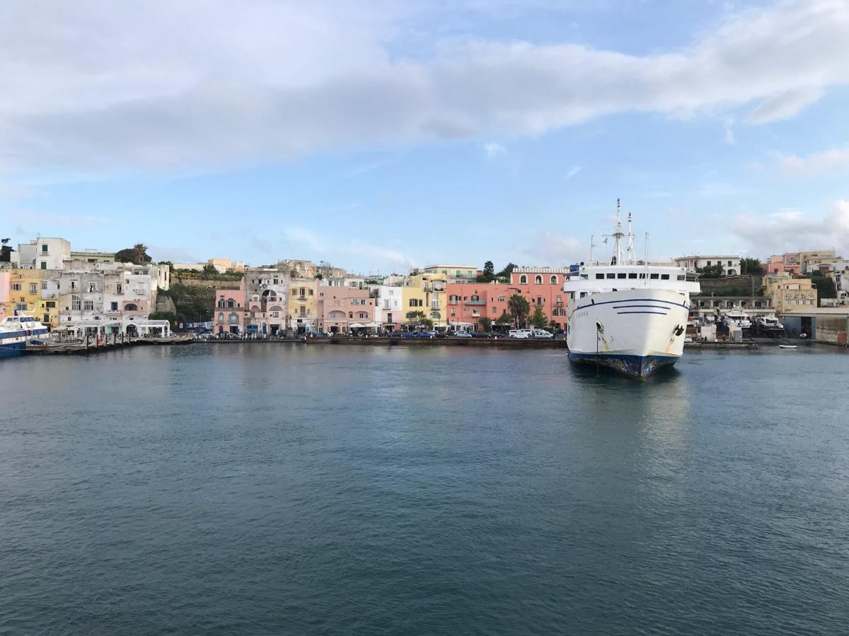 Bed and Breakfast Vento Di Mare Procida Exterior foto